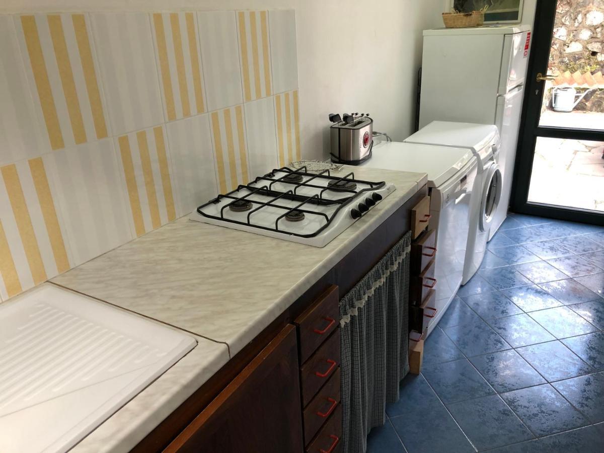 Appartamento Al Castelletto レヴァント エクステリア 写真
